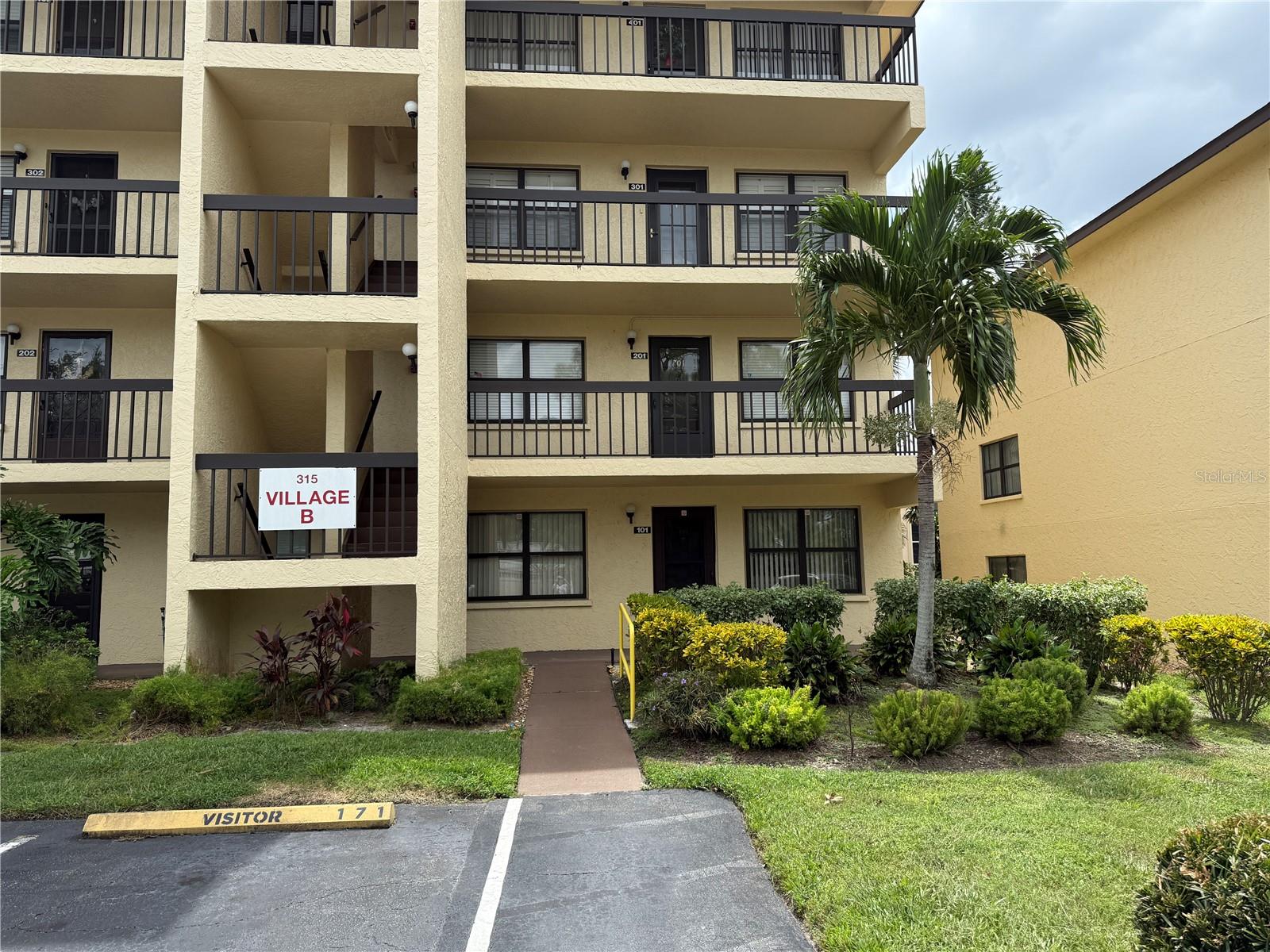 315 30TH AVE W #101B, BRADENTON, FL, 34205