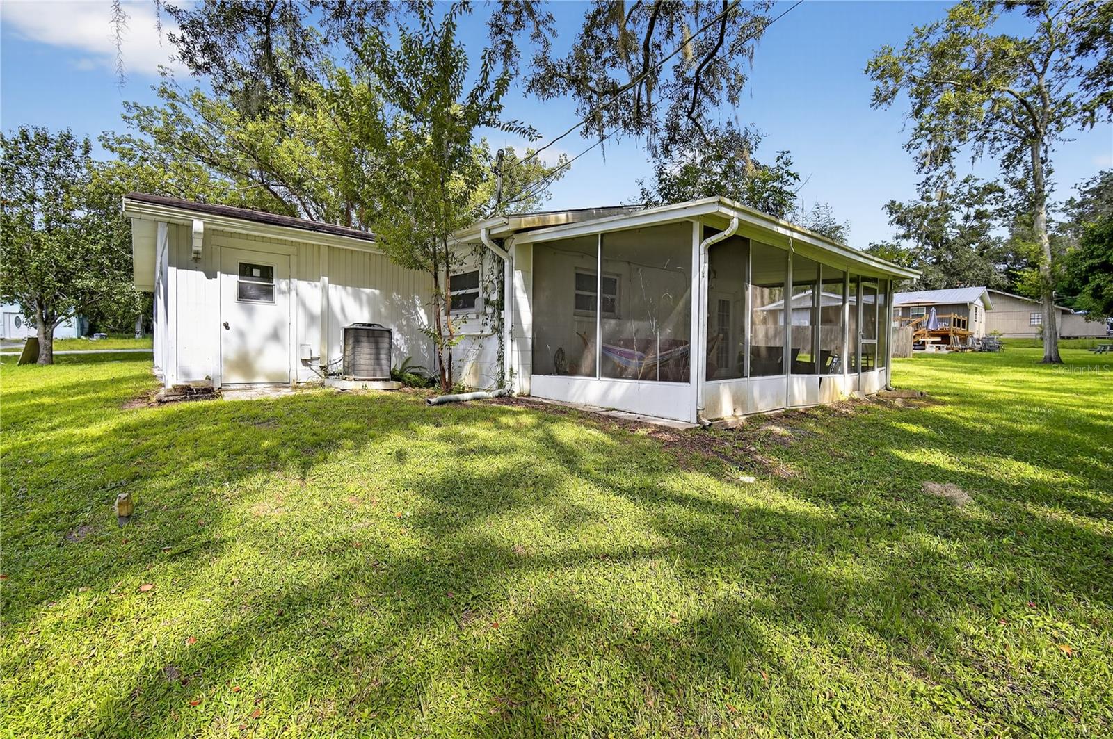 910 WHITEWAY DR, BROOKSVILLE, FL, 34601