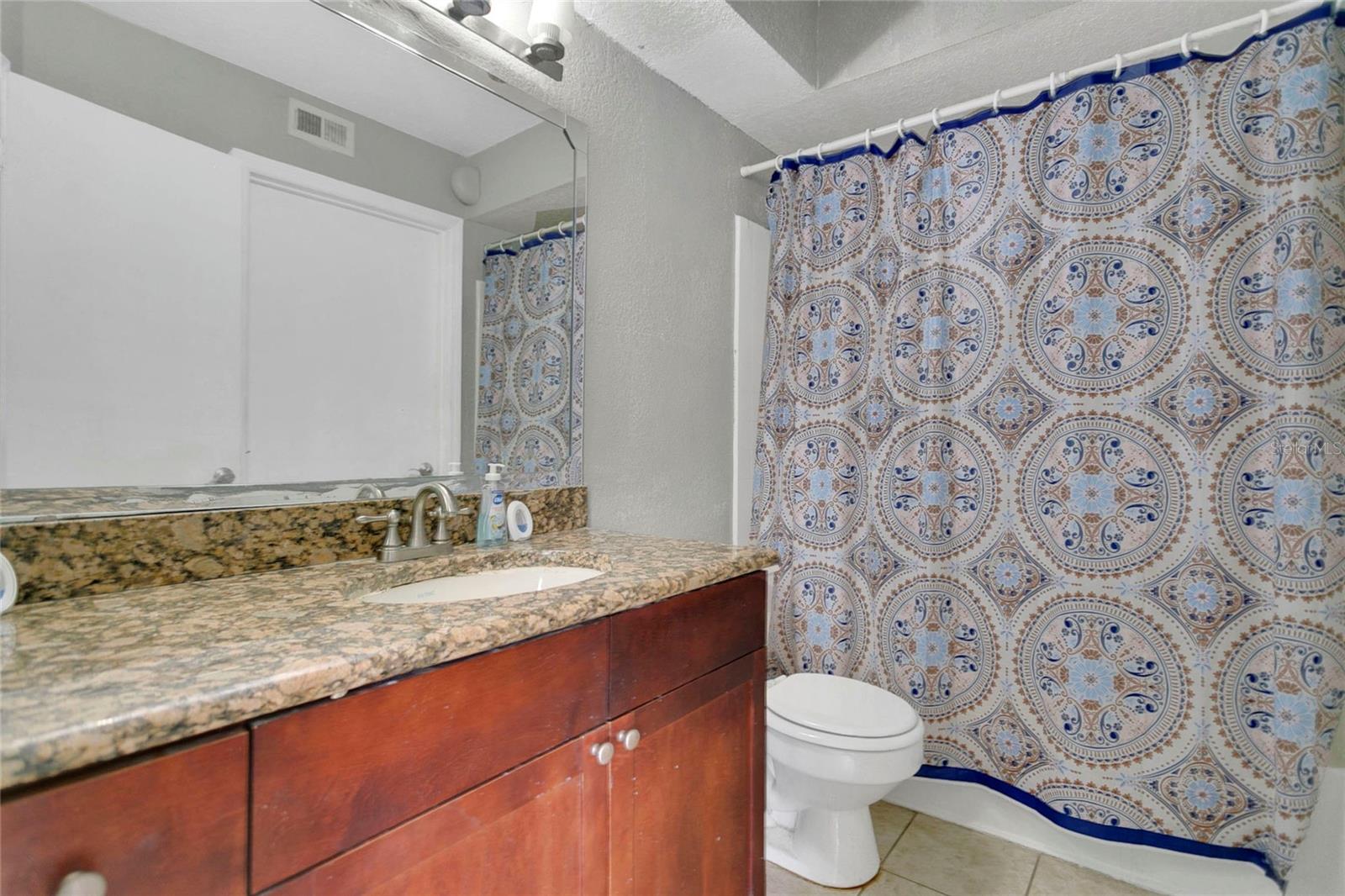 5148 CONROY RD #12, ORLANDO, FL, 32811