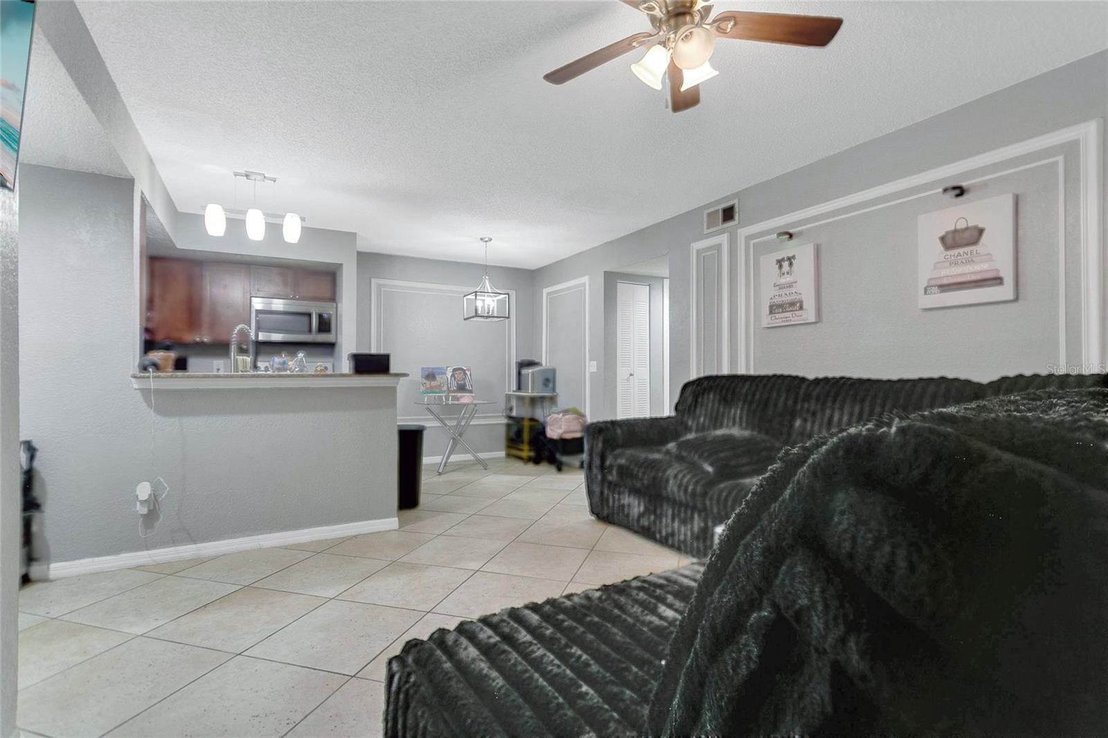 5148 CONROY RD #12, ORLANDO, FL, 32811