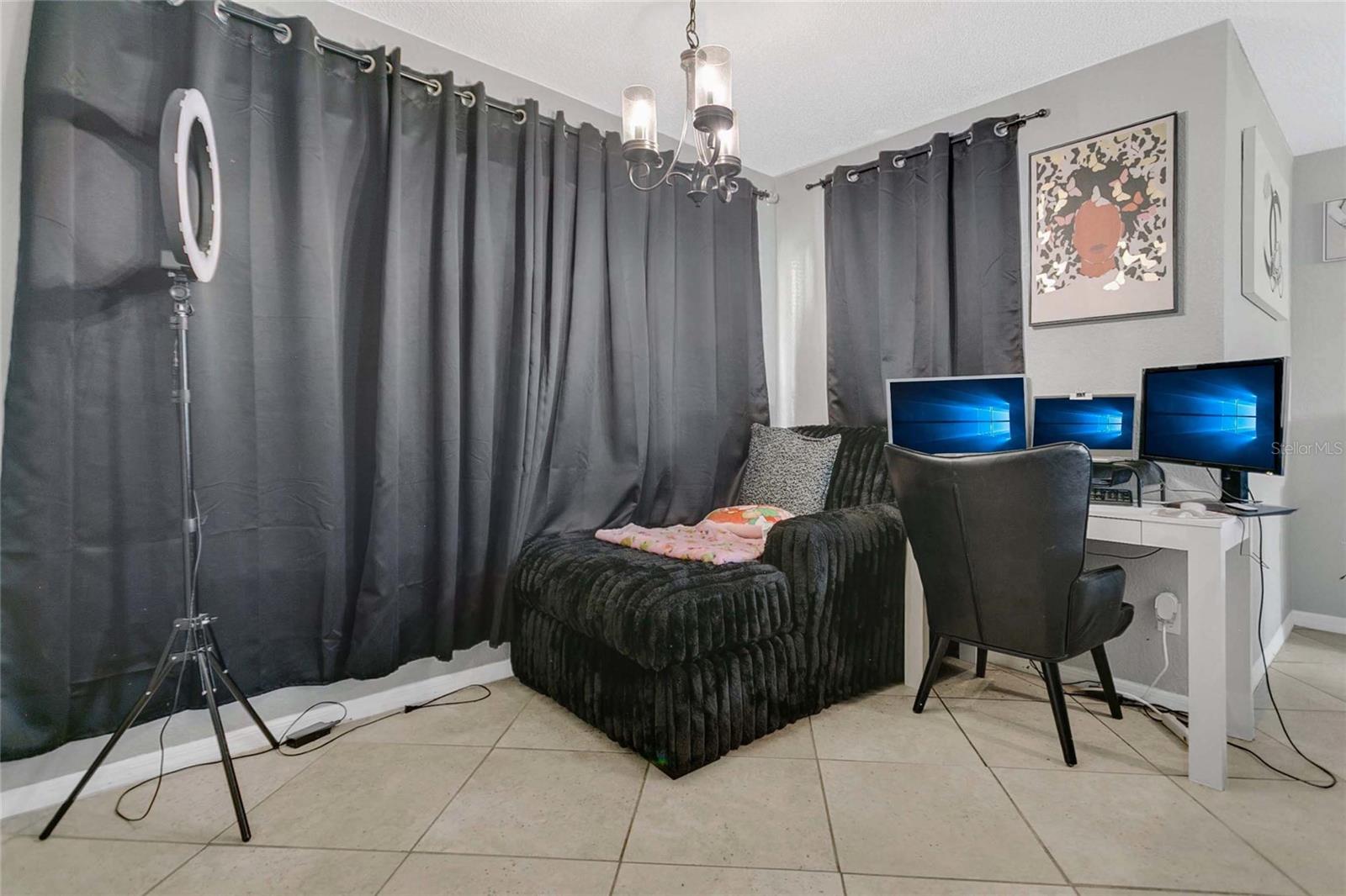 5148 CONROY RD #12, ORLANDO, FL, 32811