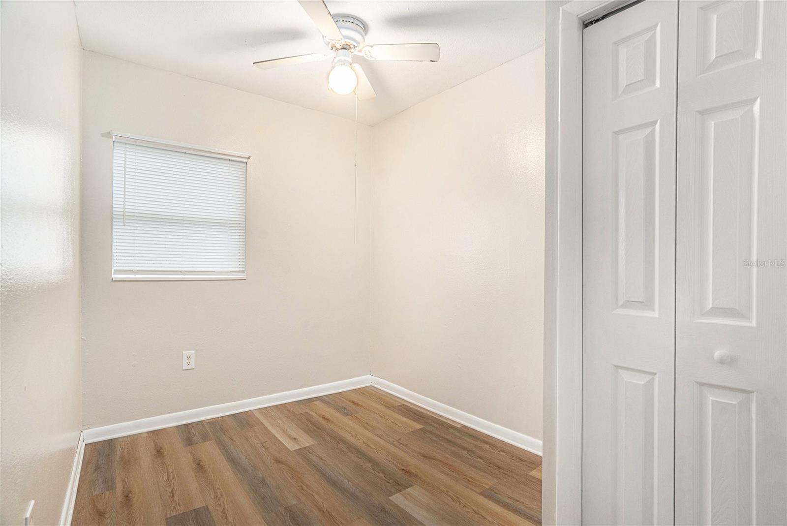 8920 N DEXTER AVE, TAMPA, FL, 33604