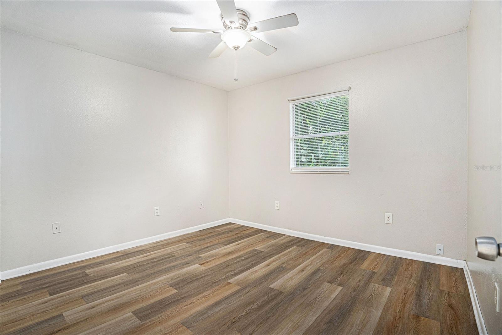 8920 N DEXTER AVE, TAMPA, FL, 33604