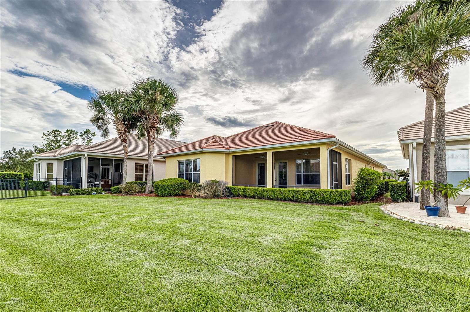 2564 LAUREL GLEN DR, LAKELAND, FL, 33803