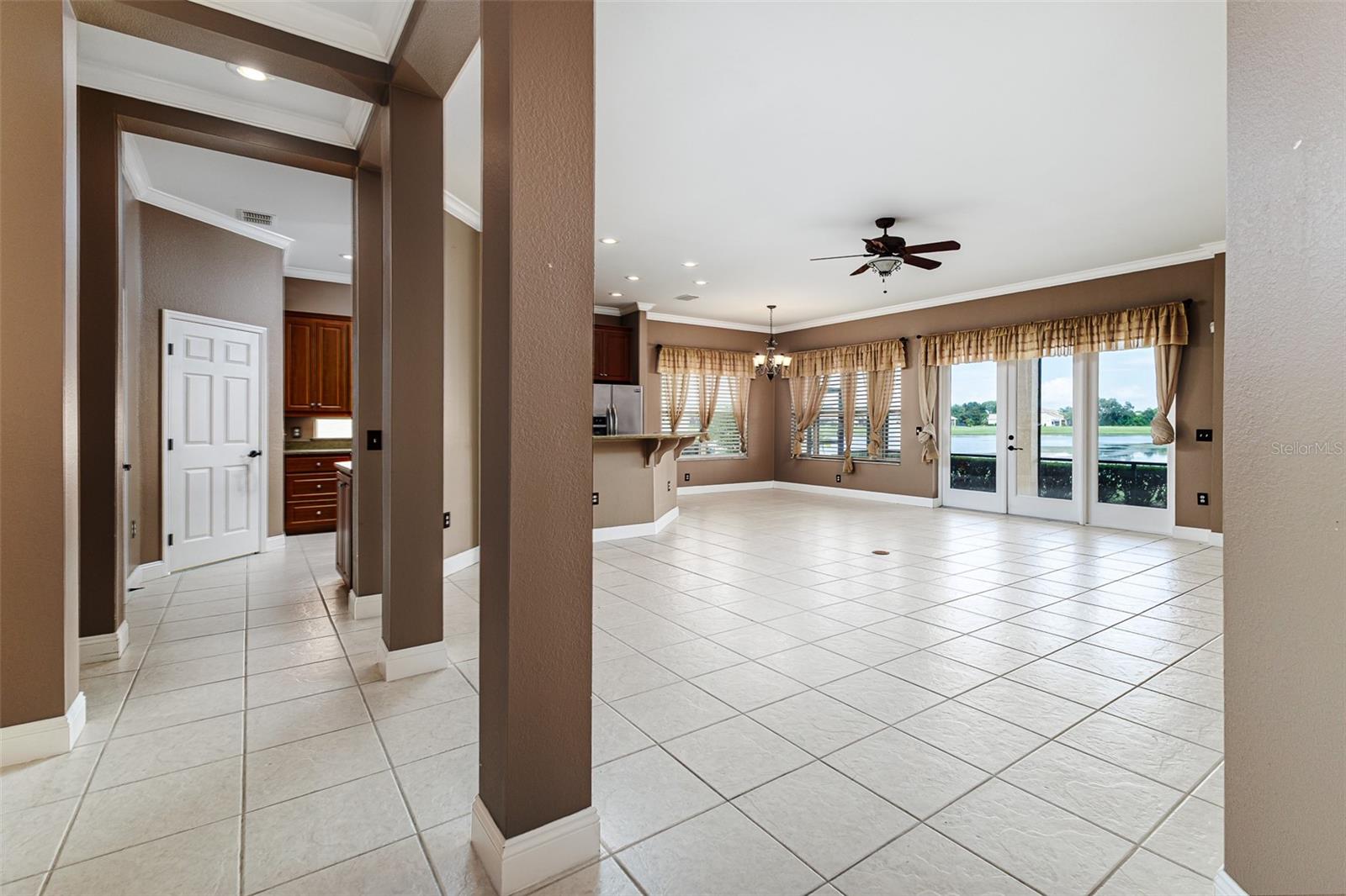 2564 LAUREL GLEN DR, LAKELAND, FL, 33803