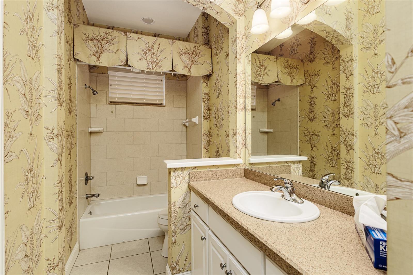 2564 LAUREL GLEN DR, LAKELAND, FL, 33803