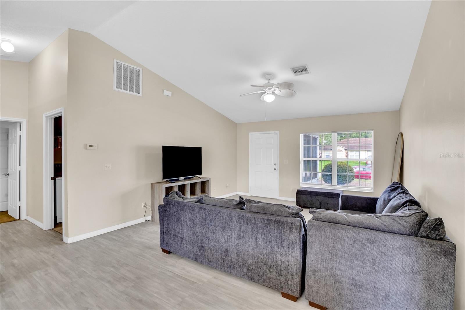 7976 105TH CT, VERO BEACH, FL, 32967