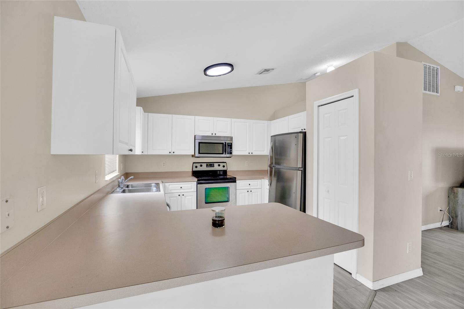 7976 105TH CT, VERO BEACH, FL, 32967