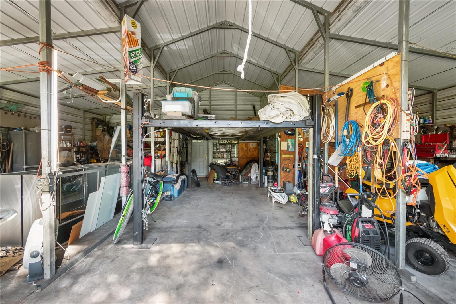 10083 W DUNNELLON RD, CRYSTAL RIVER, FL, 34428