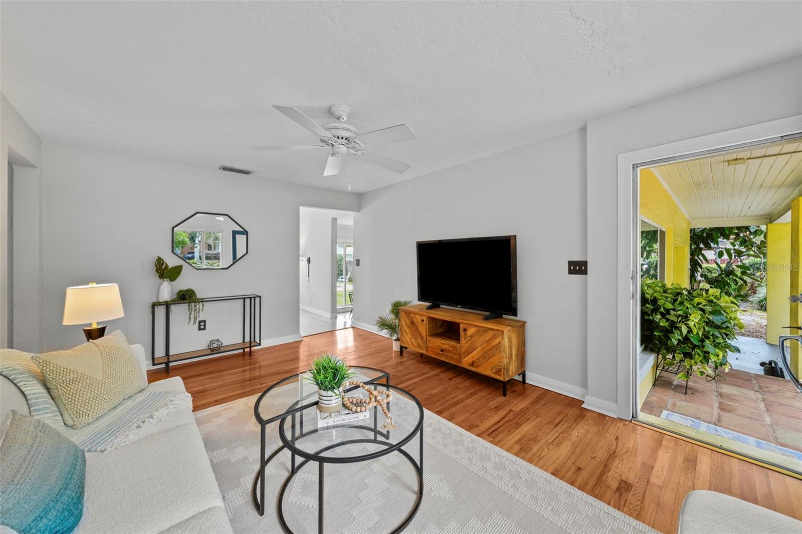 3409 W EL PRADO BLVD, TAMPA, FL, 33629