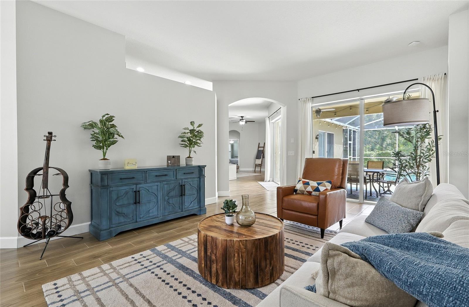 16211 BRIDGEPARK DR, LITHIA, FL, 33547