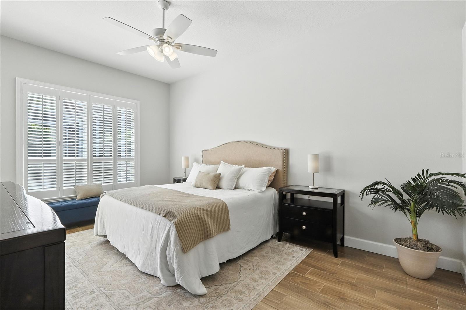 16211 BRIDGEPARK DR, LITHIA, FL, 33547