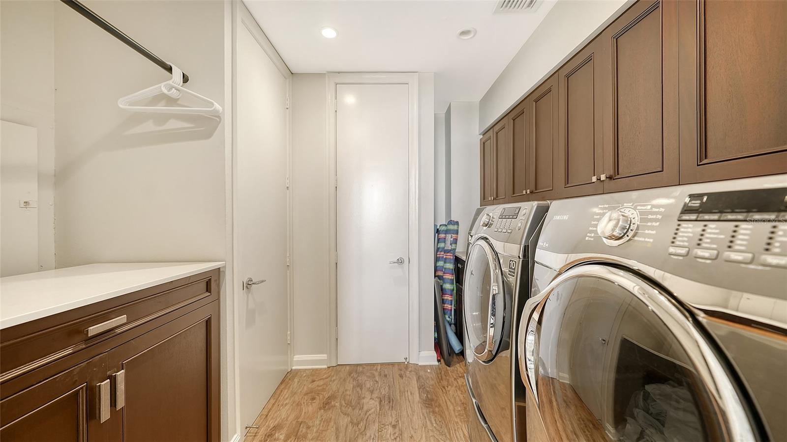 435 L AMBIANCE DR #L707, LONGBOAT KEY, FL, 34228