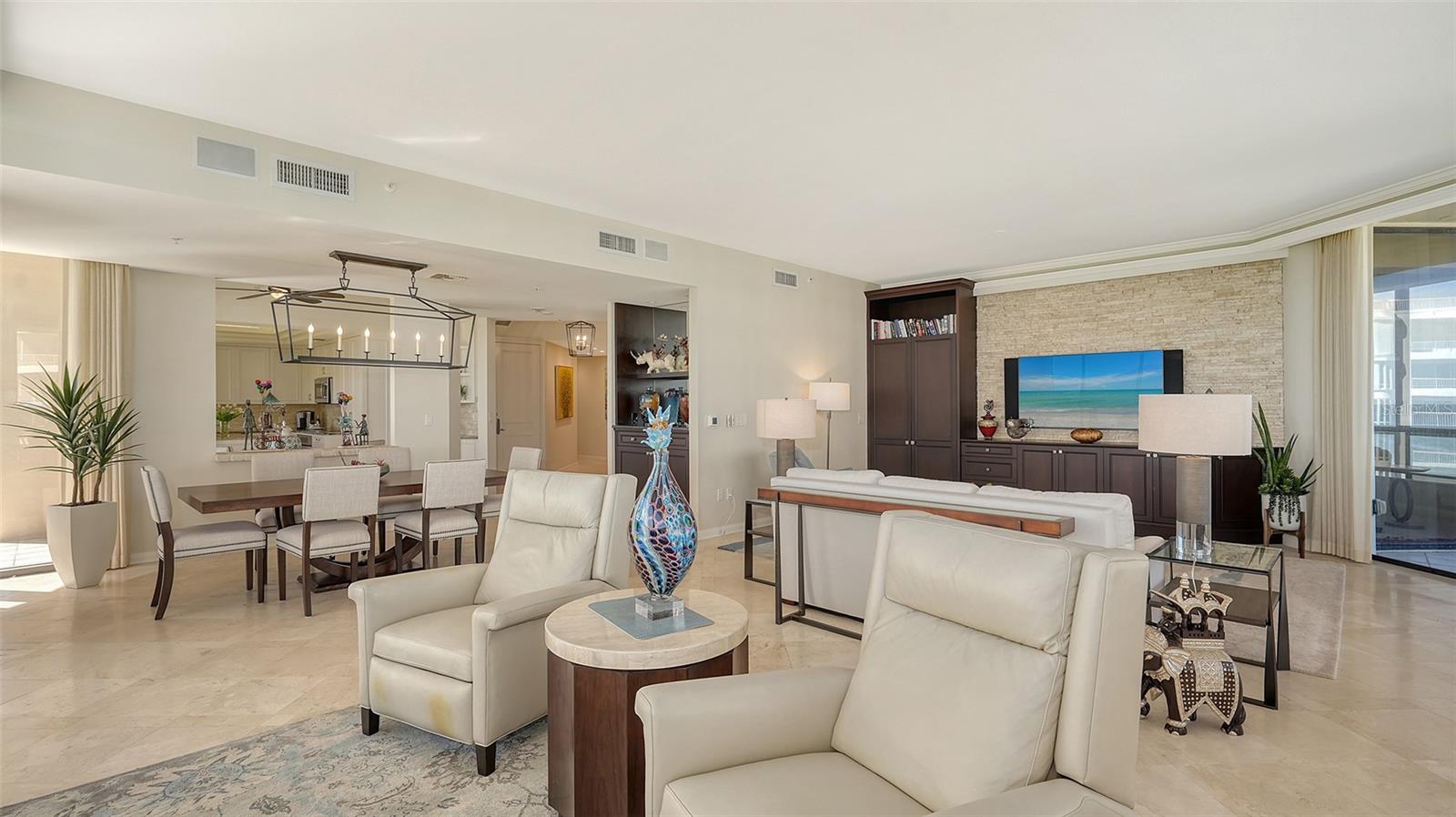 435 L AMBIANCE DR #L707, LONGBOAT KEY, FL, 34228