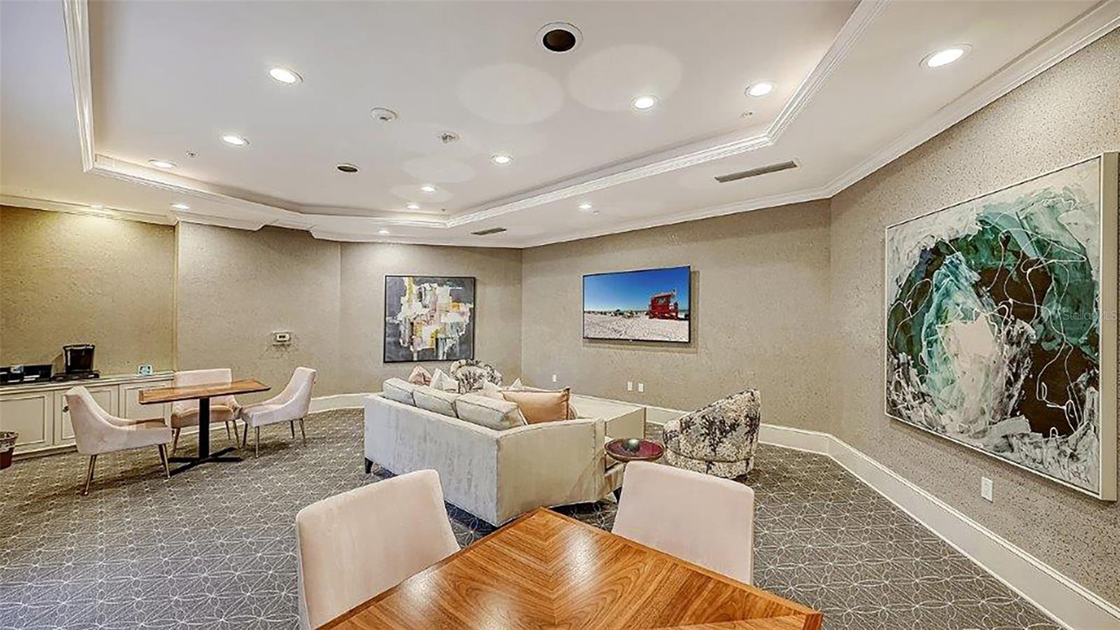 435 L AMBIANCE DR #L707, LONGBOAT KEY, FL, 34228