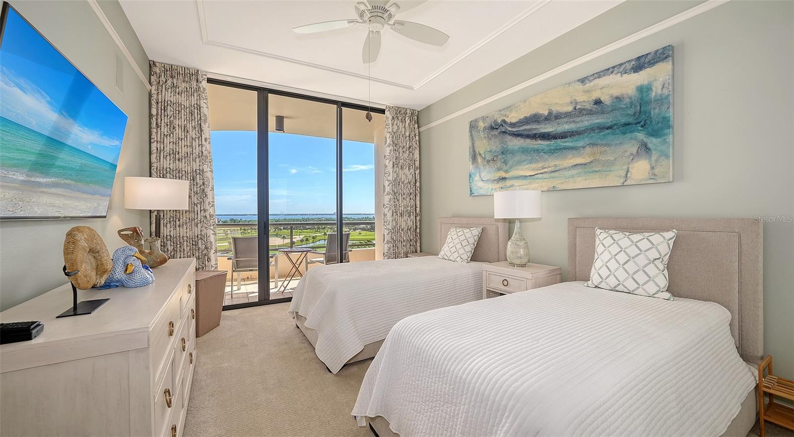 435 L AMBIANCE DR #L707, LONGBOAT KEY, FL, 34228