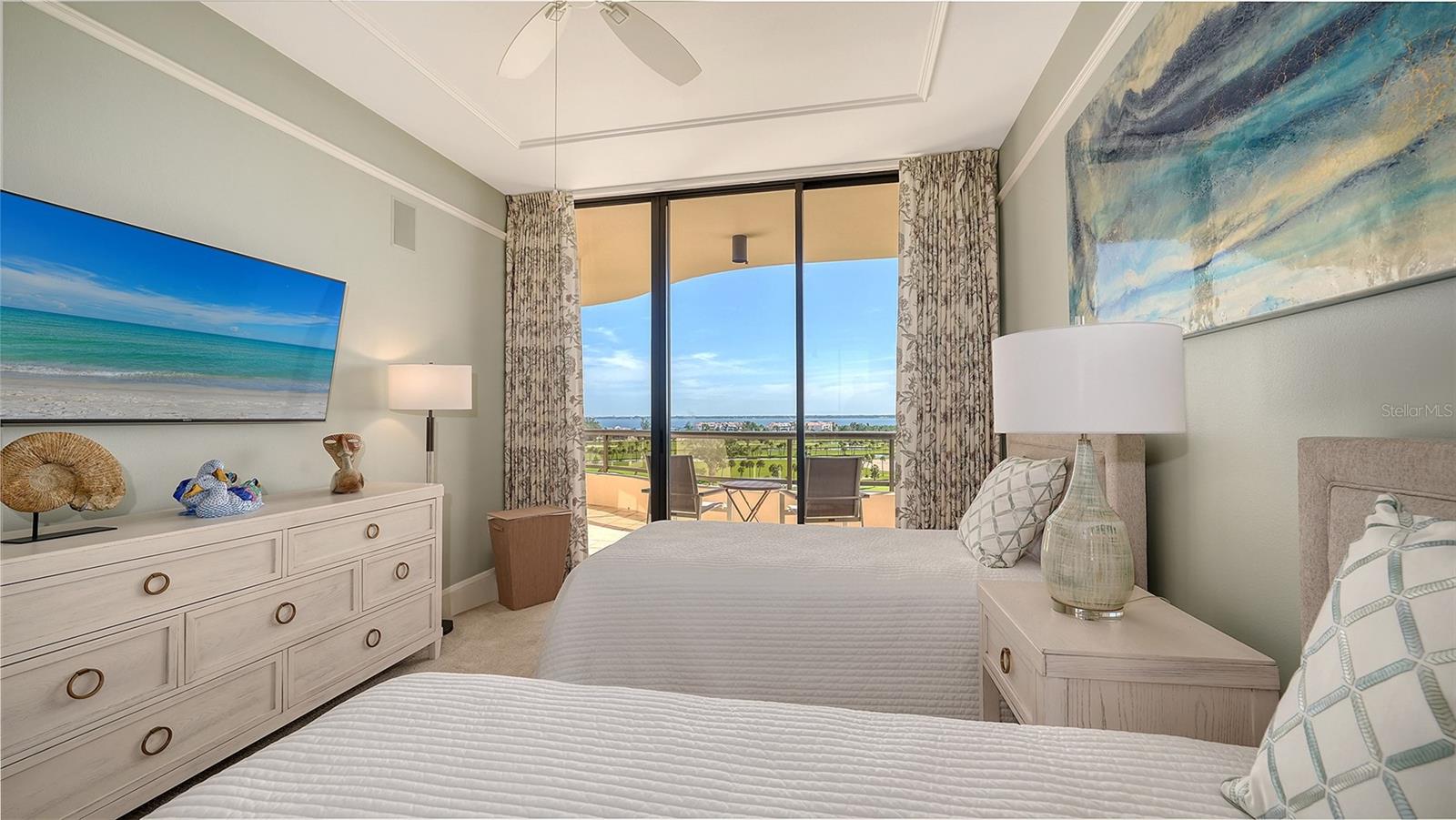 435 L AMBIANCE DR #L707, LONGBOAT KEY, FL, 34228