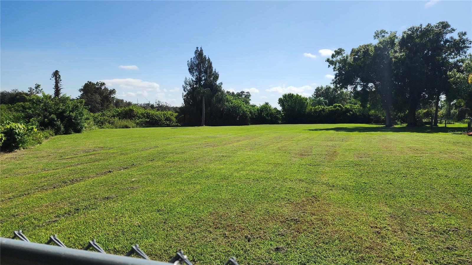 8516 RIVERSIDE DR, PUNTA GORDA, FL, 33982