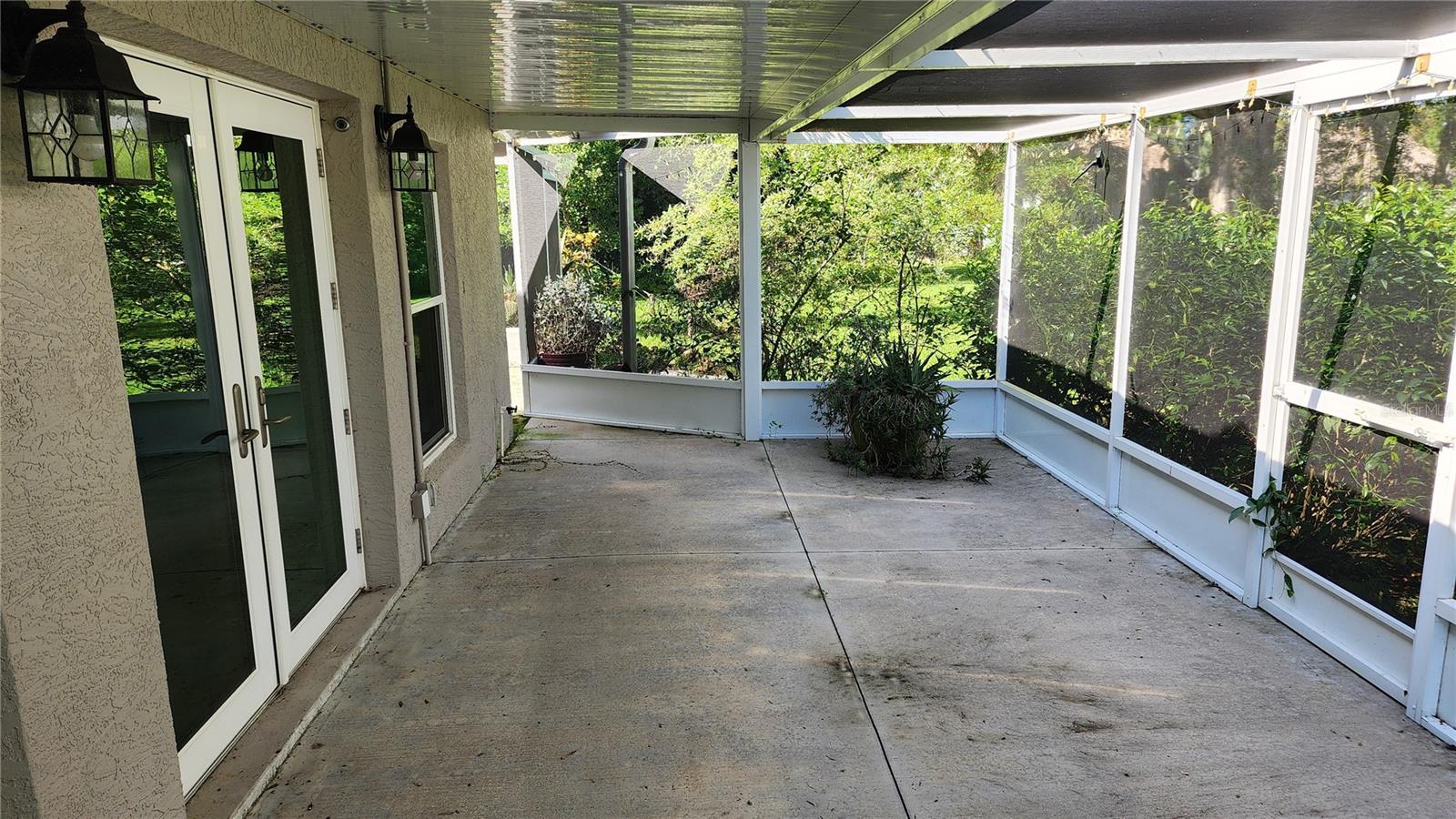 8516 RIVERSIDE DR, PUNTA GORDA, FL, 33982