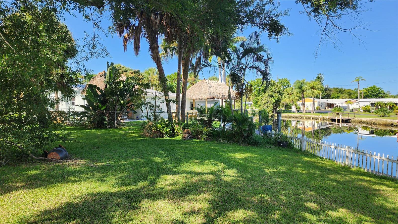 8516 RIVERSIDE DR, PUNTA GORDA, FL, 33982