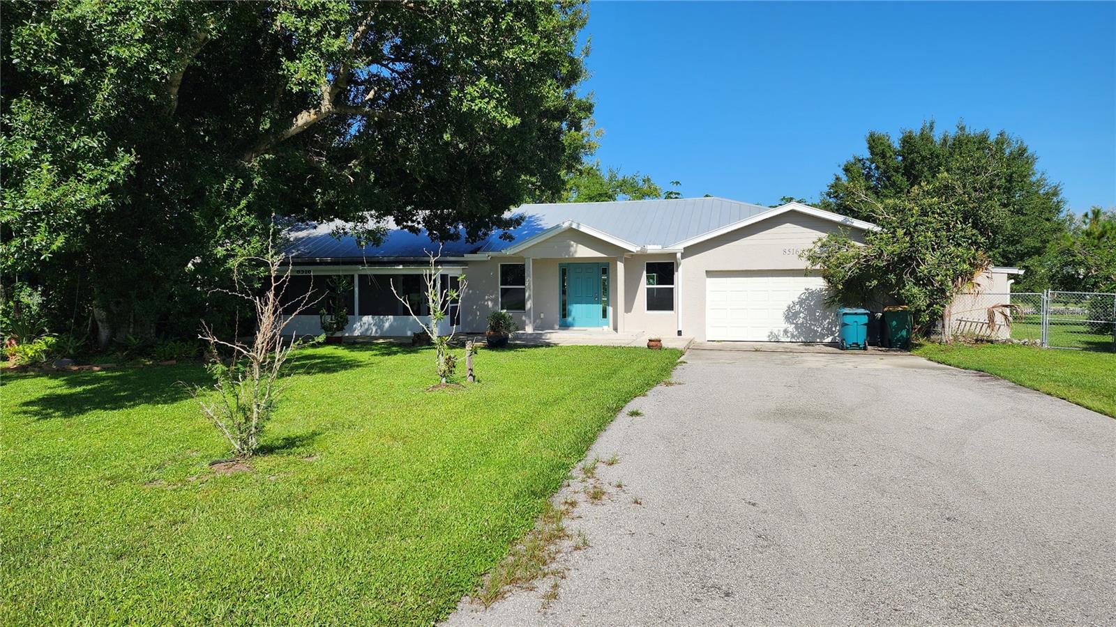 8516 RIVERSIDE DR, PUNTA GORDA, FL, 33982