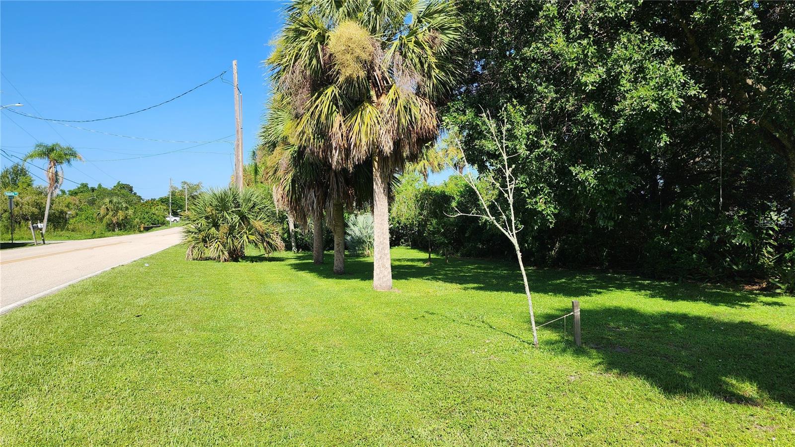 8516 RIVERSIDE DR, PUNTA GORDA, FL, 33982