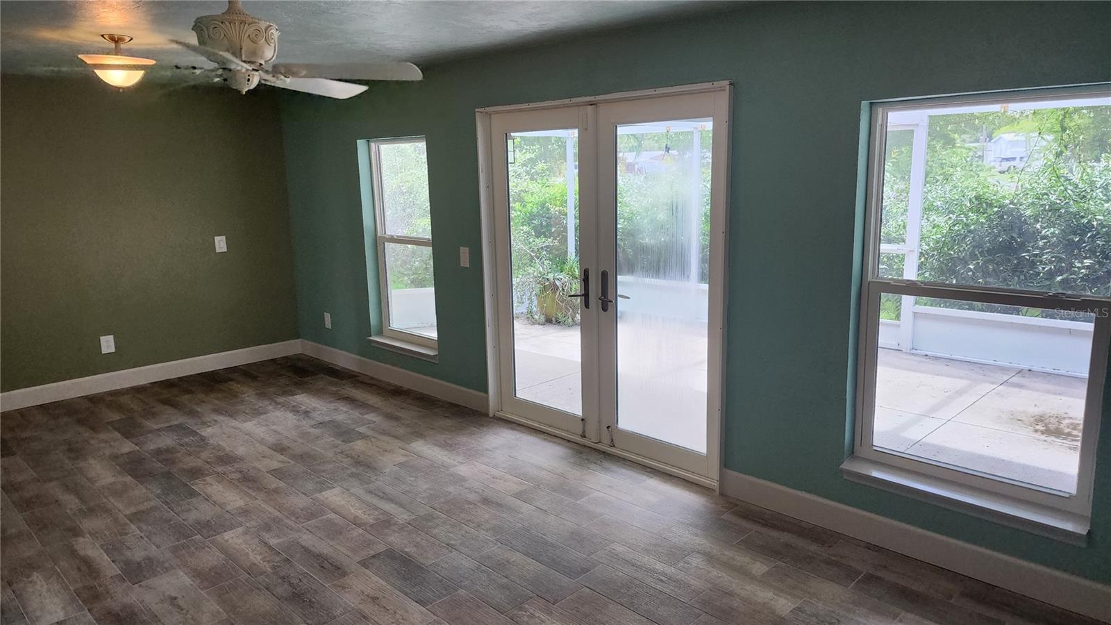 8516 RIVERSIDE DR, PUNTA GORDA, FL, 33982