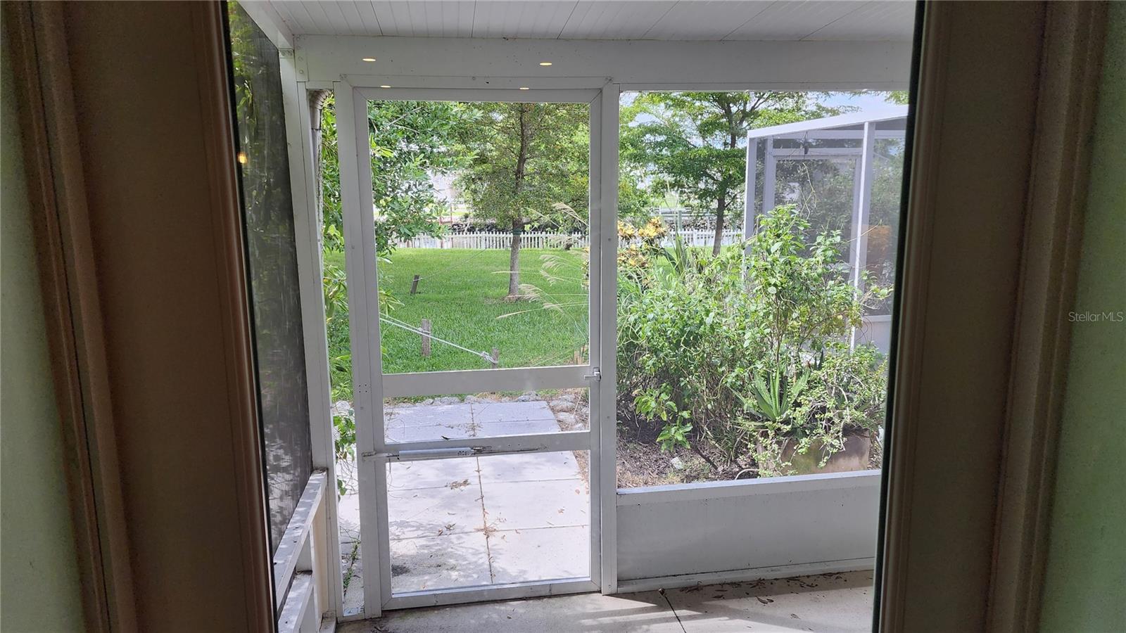 8516 RIVERSIDE DR, PUNTA GORDA, FL, 33982