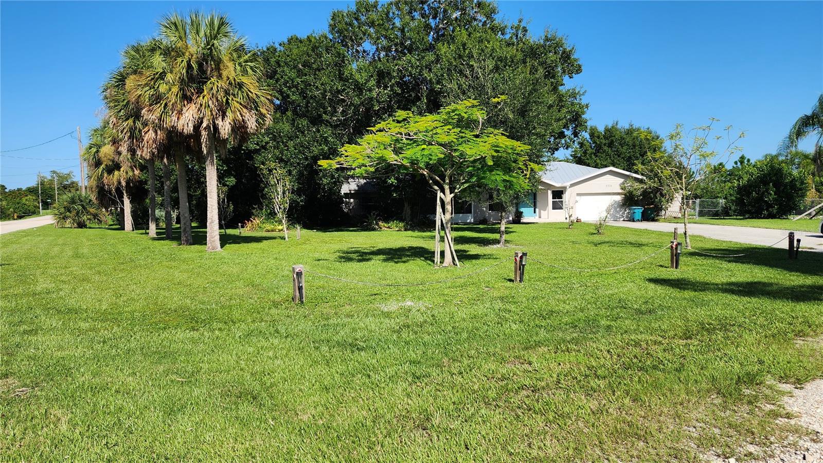 8516 RIVERSIDE DR, PUNTA GORDA, FL, 33982