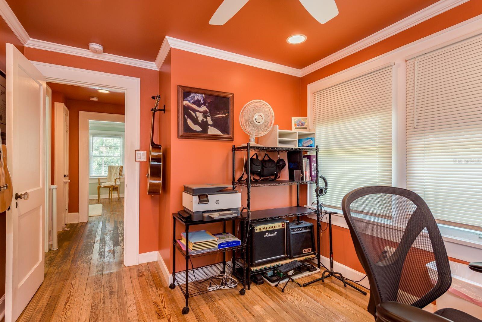 322 12TH AVE NE, ST PETERSBURG, FL, 33701