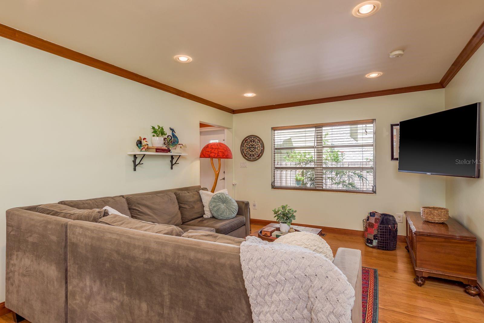 322 12TH AVE NE, ST PETERSBURG, FL, 33701