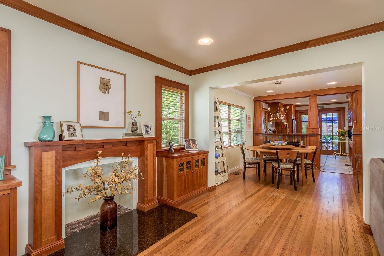 322 12TH AVE NE, ST PETERSBURG, FL, 33701