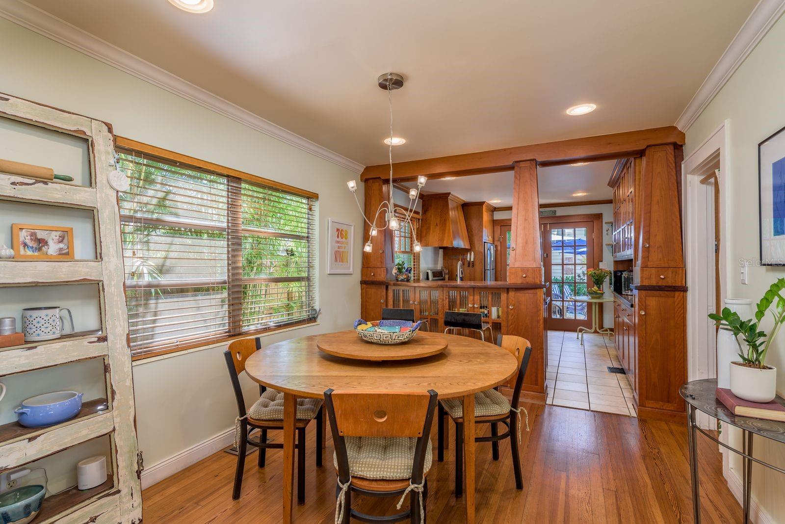 322 12TH AVE NE, ST PETERSBURG, FL, 33701