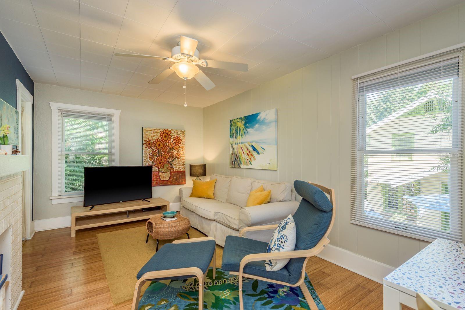 322 12TH AVE NE, ST PETERSBURG, FL, 33701