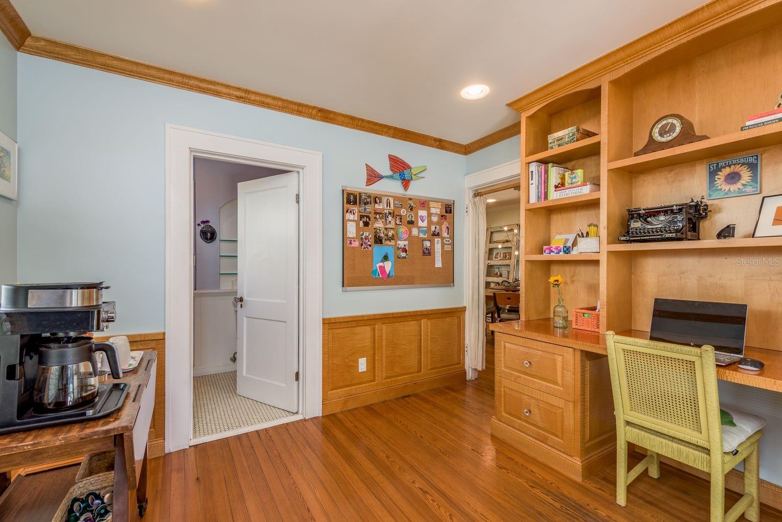 322 12TH AVE NE, ST PETERSBURG, FL, 33701