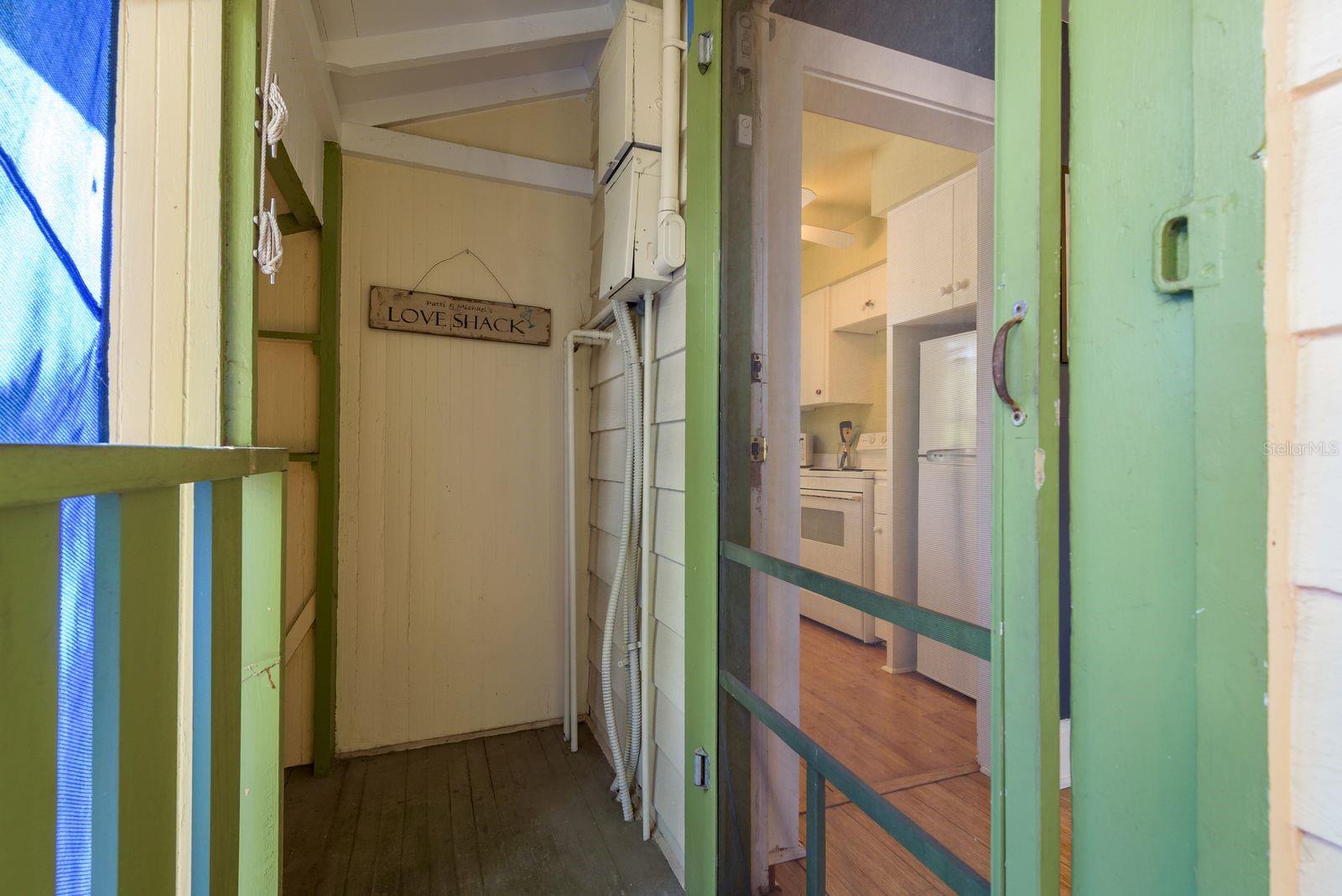 322 12TH AVE NE, ST PETERSBURG, FL, 33701