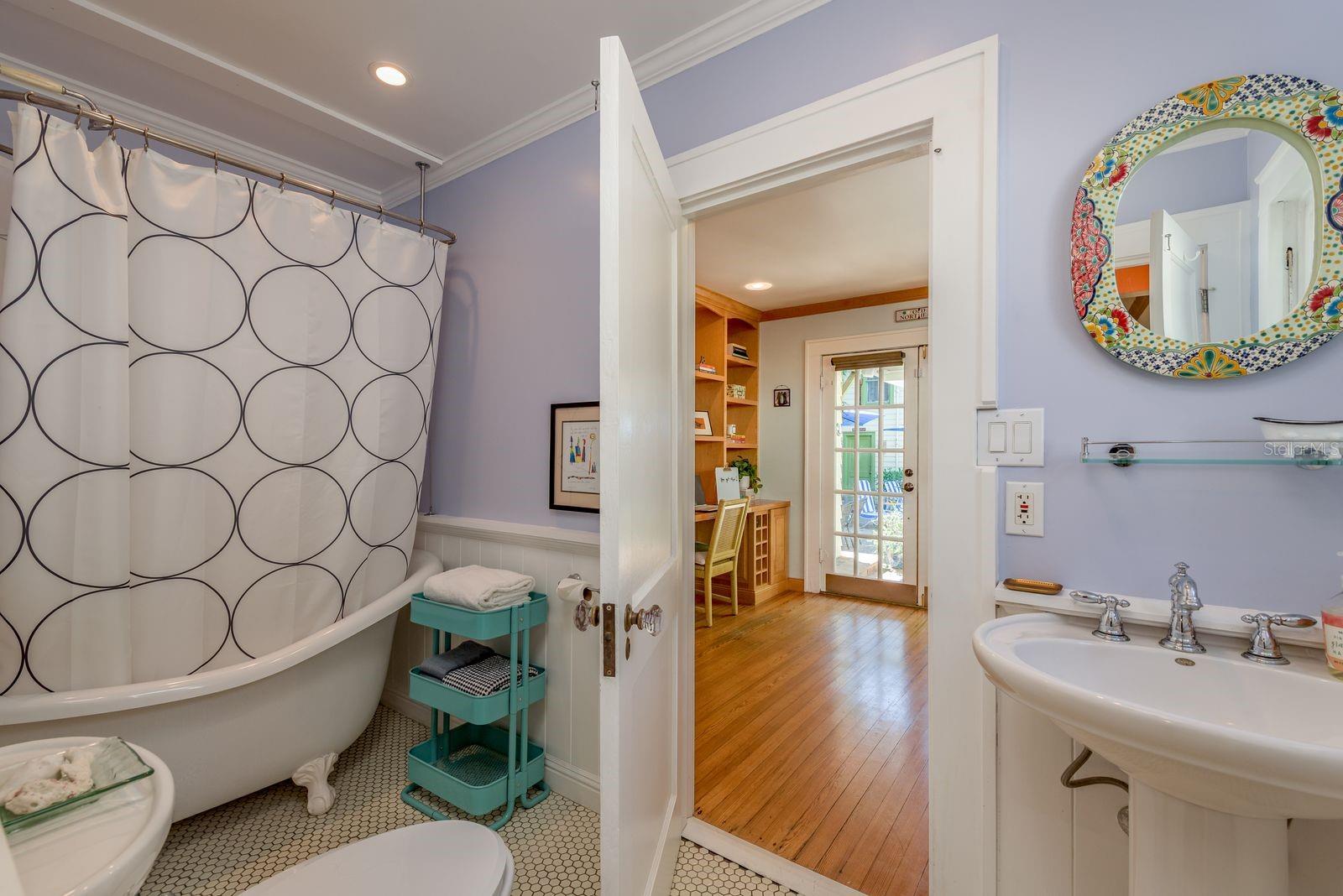 322 12TH AVE NE, ST PETERSBURG, FL, 33701