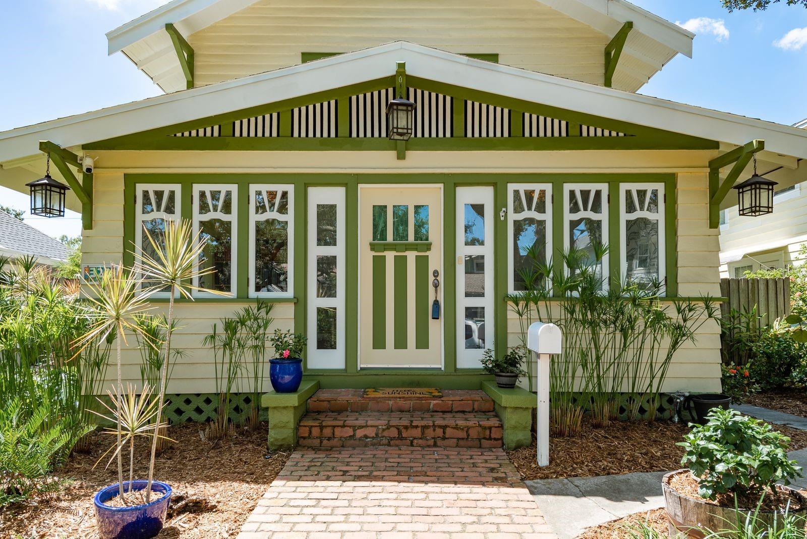 322 12TH AVE NE, ST PETERSBURG, FL, 33701