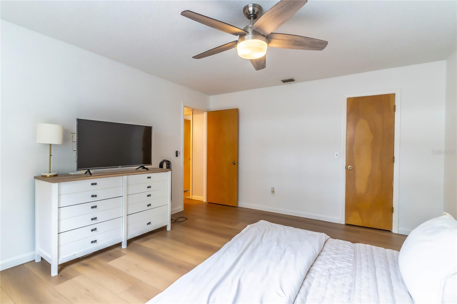 716 EDGEWATER DR #2A, ORLANDO, FL, 32804