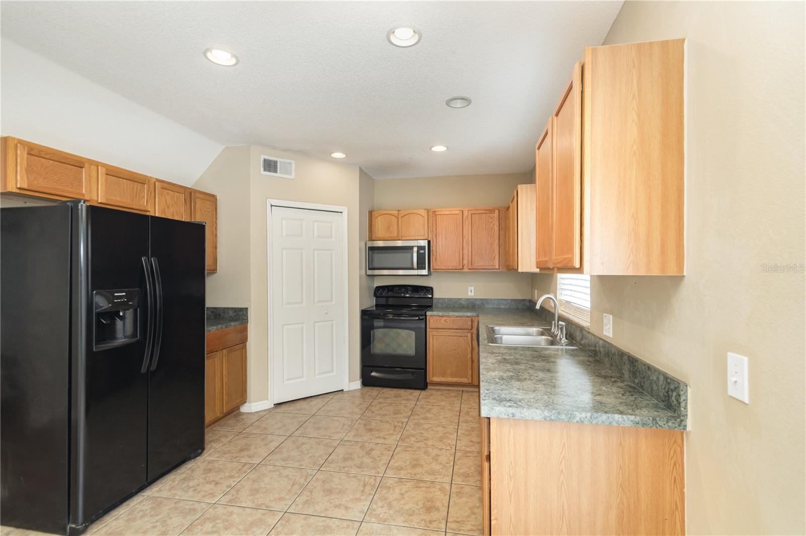 230 SOUTHBRIDGE CIR, KISSIMMEE, FL, 34744