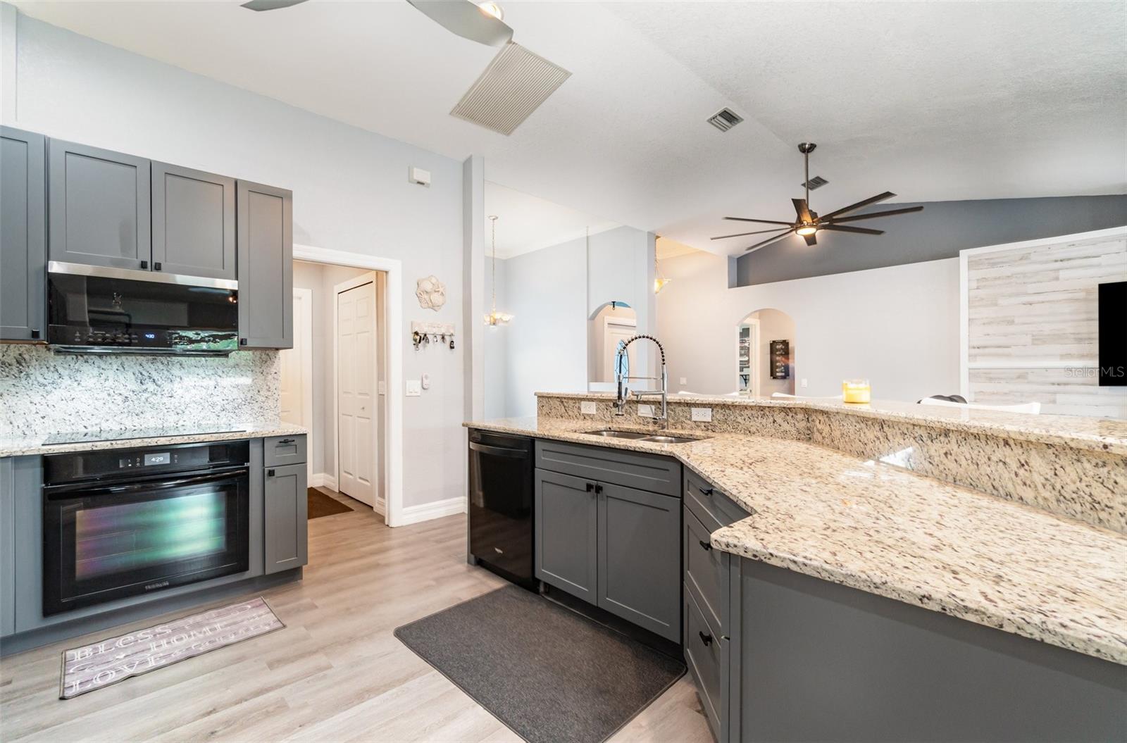 13280 FORESMAN BLVD, PORT CHARLOTTE, FL, 33981