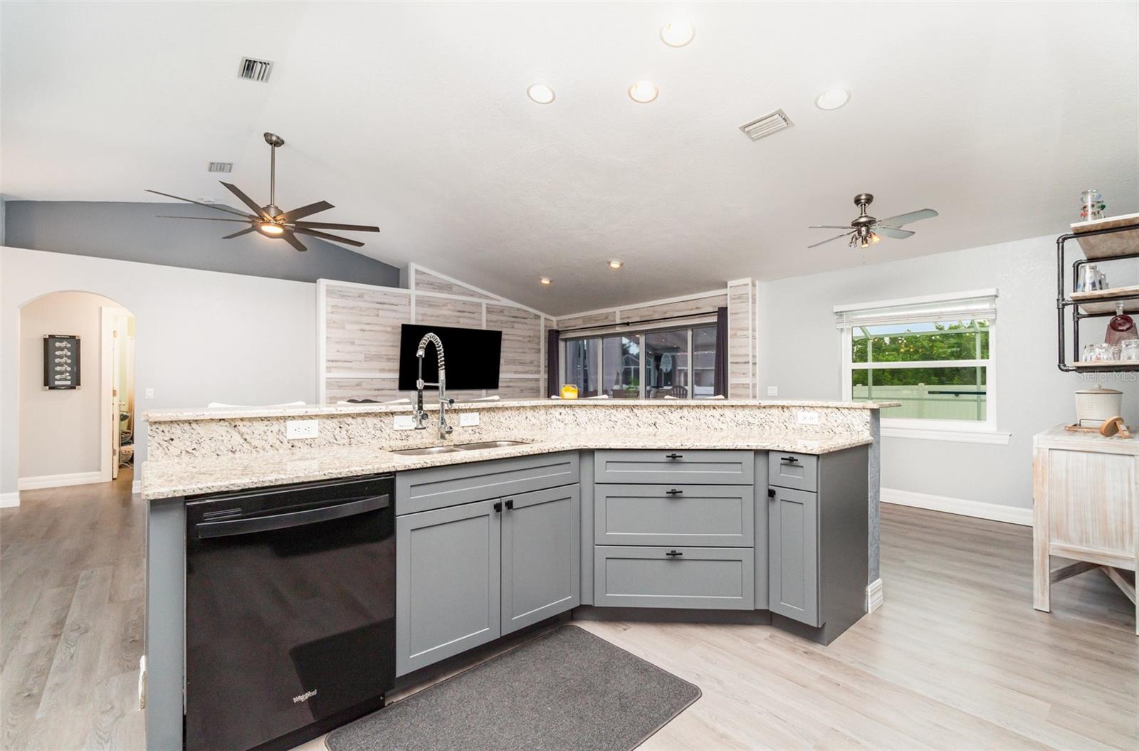 13280 FORESMAN BLVD, PORT CHARLOTTE, FL, 33981