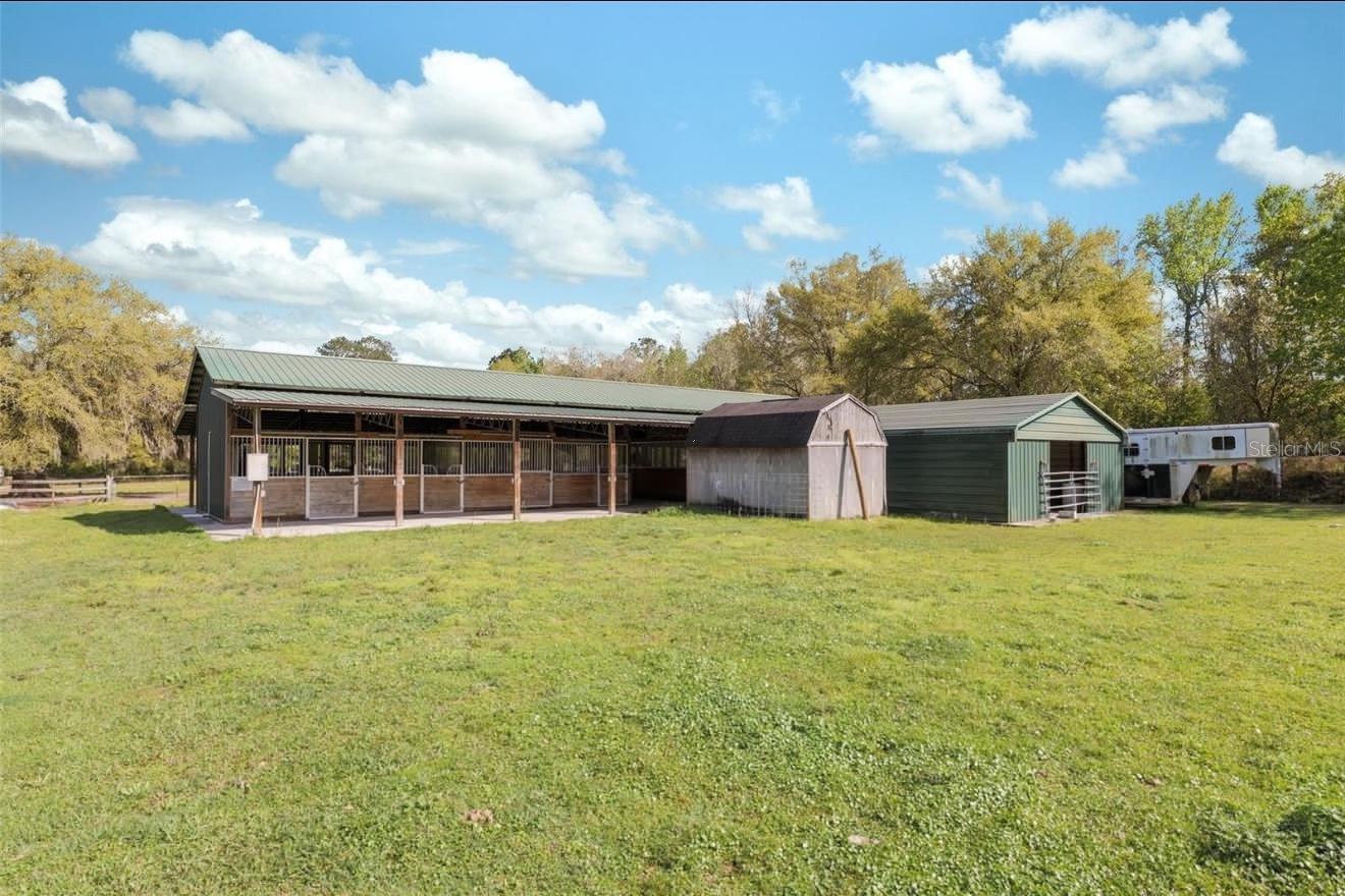 18530 LAKE LINDSEY RD, BROOKSVILLE, FL, 34601