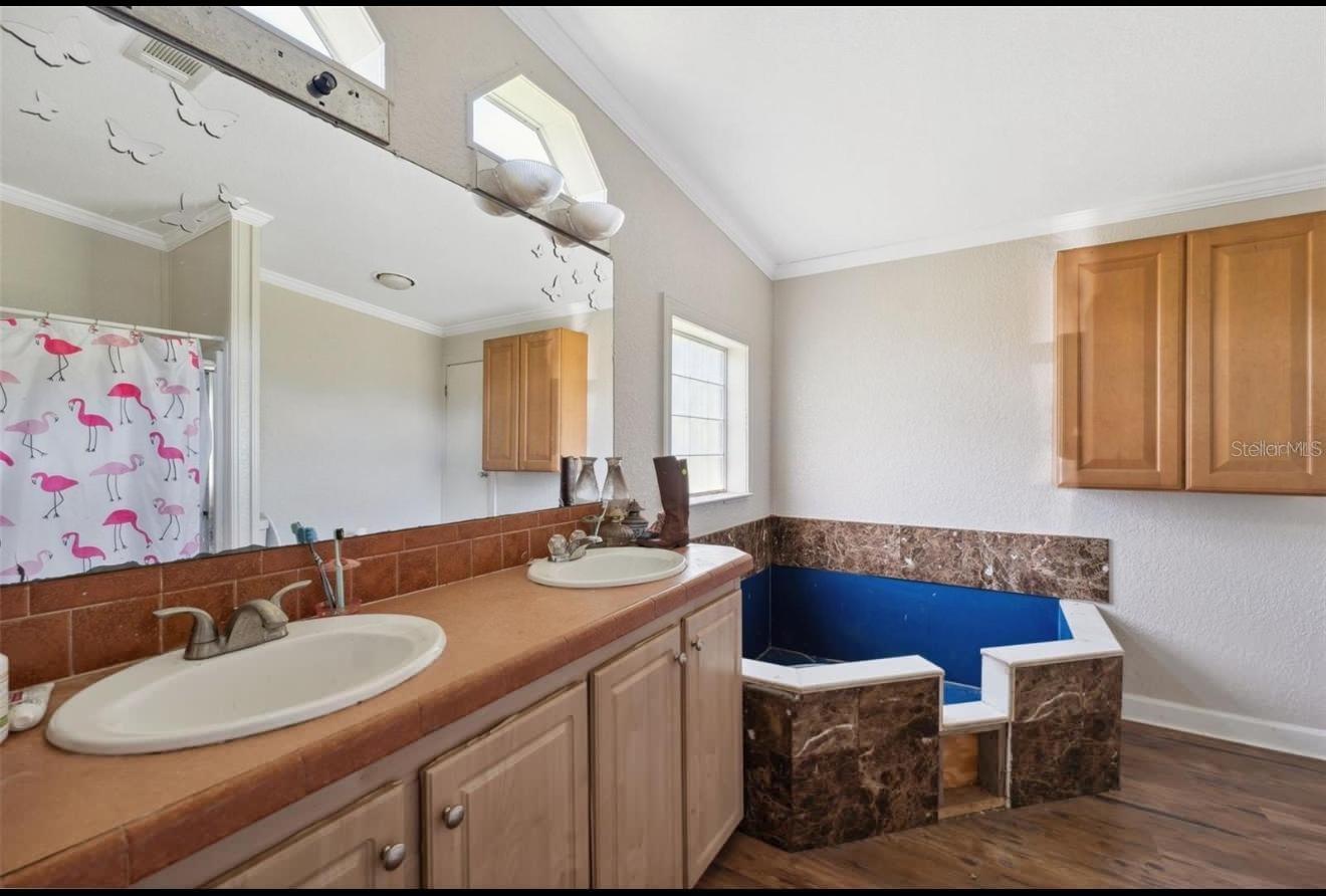 18530 LAKE LINDSEY RD, BROOKSVILLE, FL, 34601