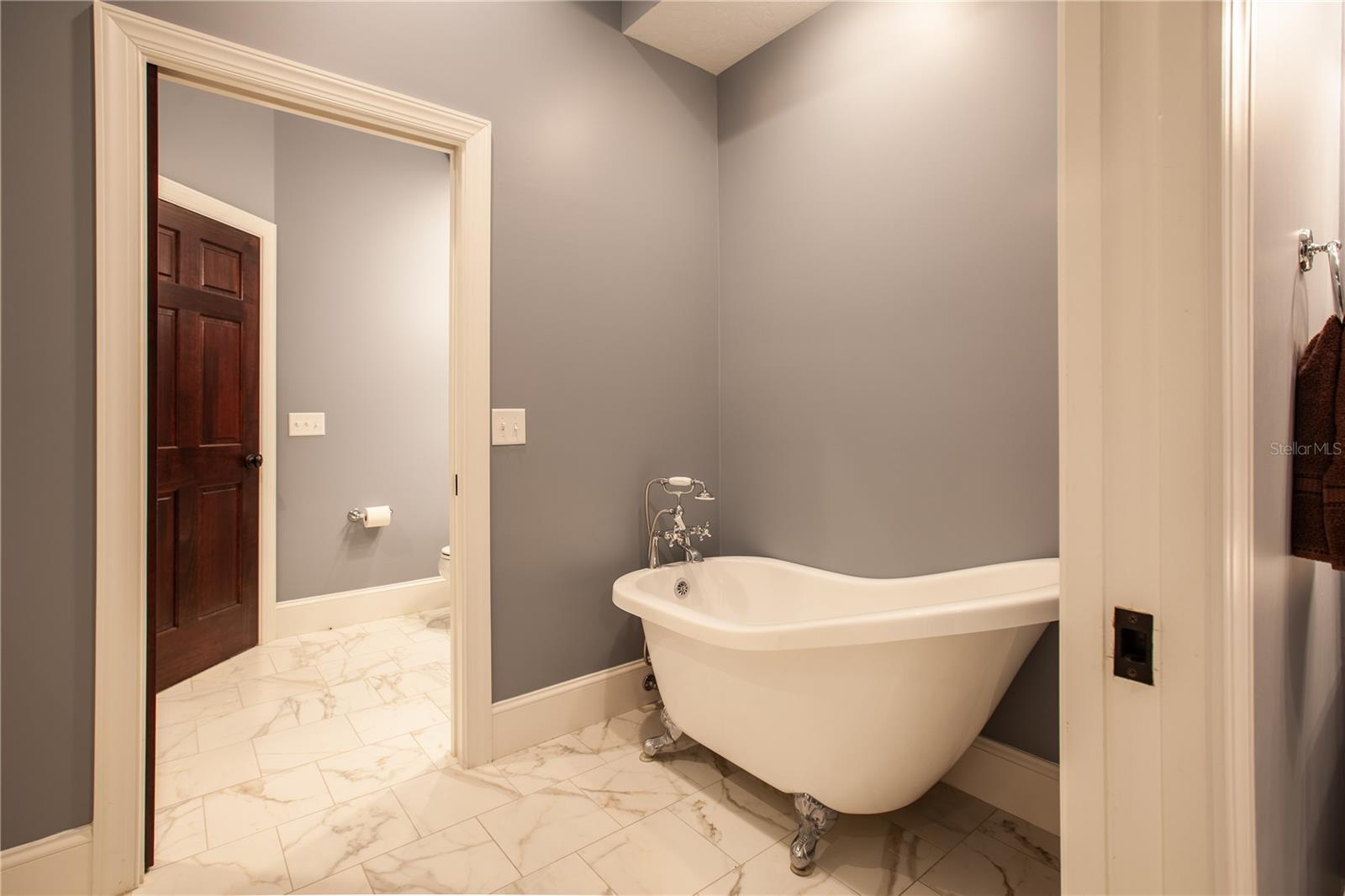 5110 SW COUNTY ROAD 240, LAKE CITY, FL, 32024