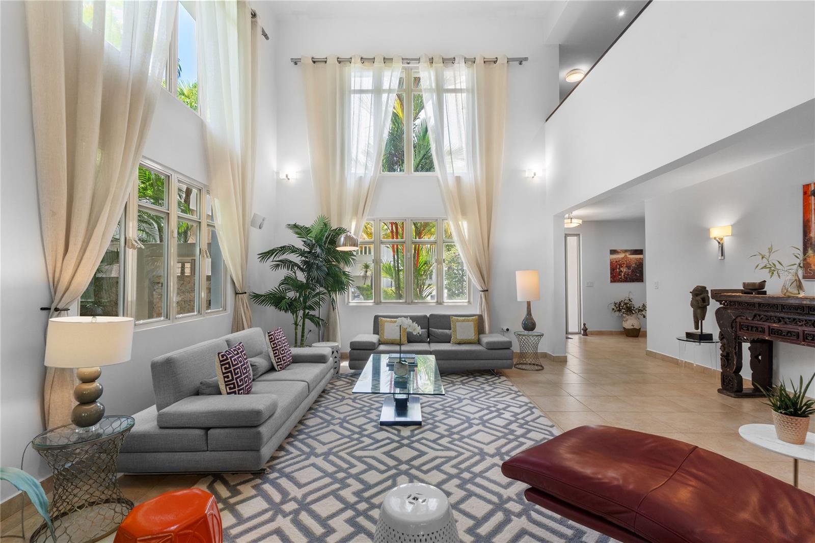 PR9115853 Property Photo