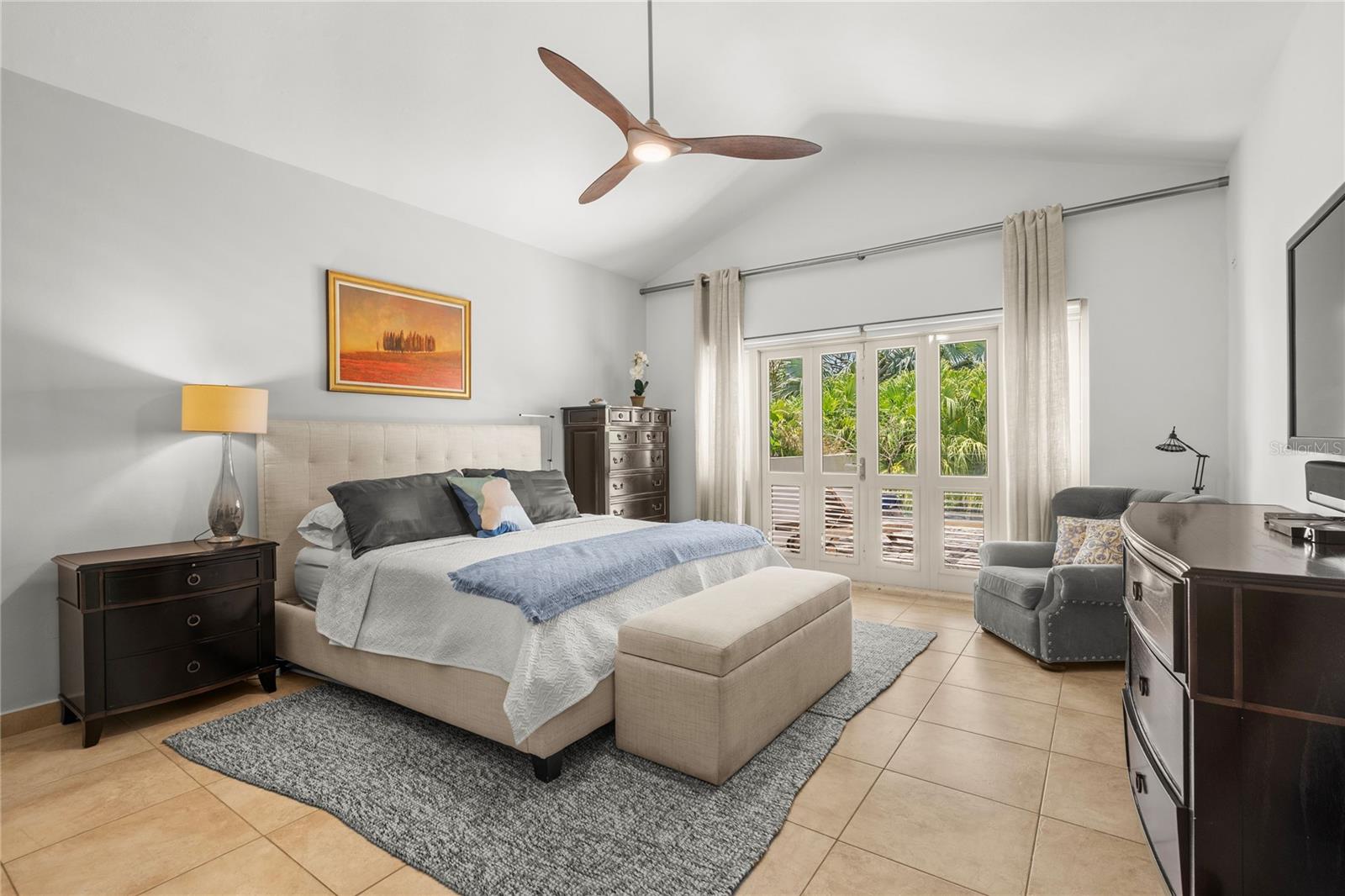 PR9115853 Property Photo