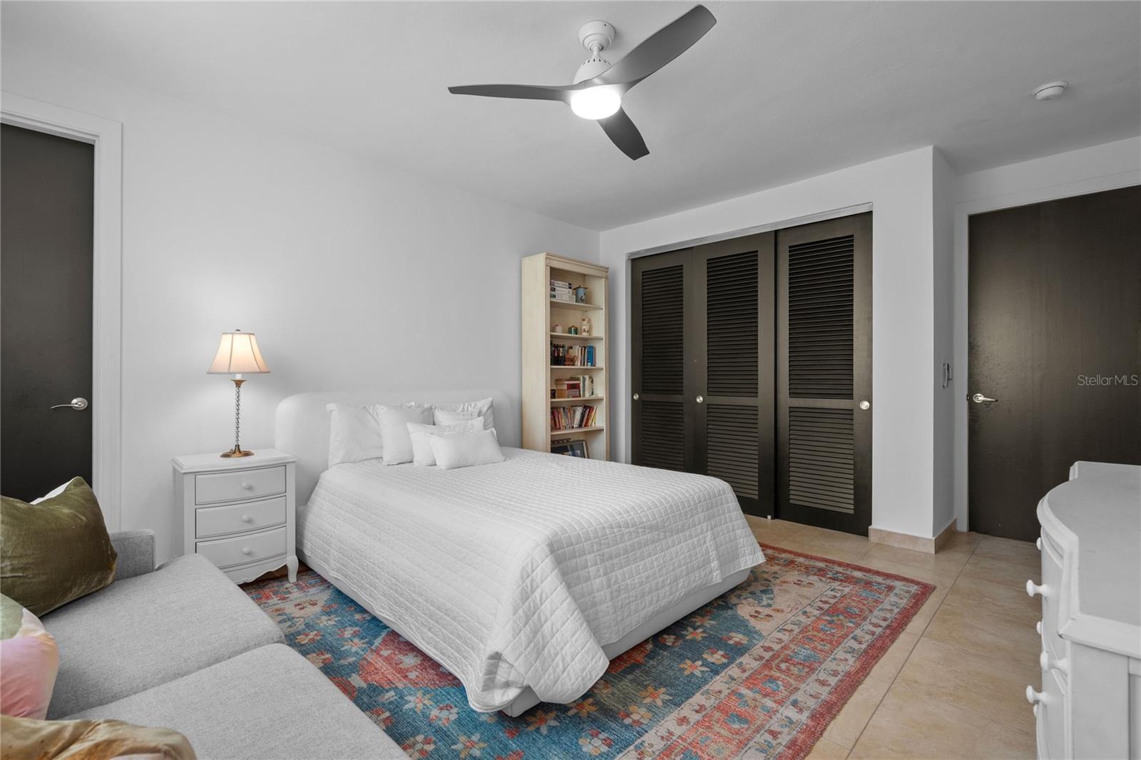 PR9115853 Property Photo