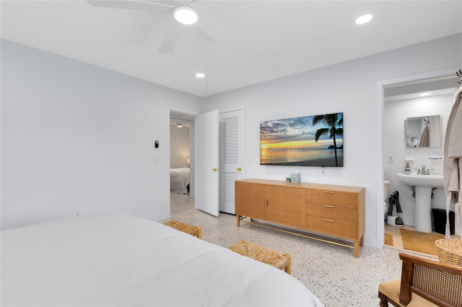 2408 CARIBBEAN CT, ORLANDO, FL, 32805