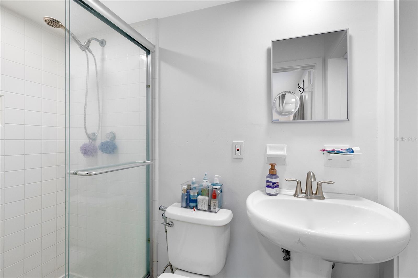 2408 CARIBBEAN CT, ORLANDO, FL, 32805